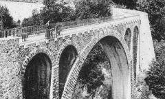 Esbareich et son pont édifié à la fin du XIXème siècle